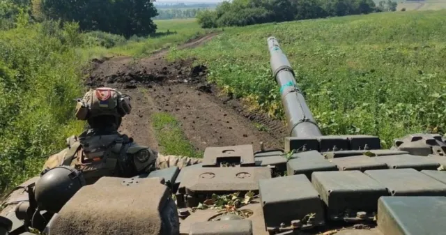 Наступ ворога у напрямку Верхньокам’янського і невдалий штурм у на Слов’янському напрямку: головне з ранкового зведення Генштабу