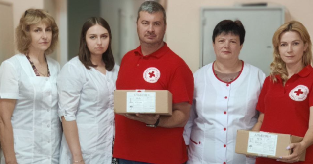 Червоний Хрест передав Вінницькій ОВА 500 флаконів препарату для лікування опіків