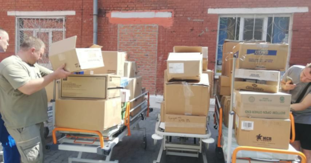 Вінницькій лікарні швидкої медичної допомоги передали близько двох тонн гумдопопомоги з польського міста Радом