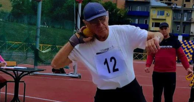 У штовханні ядра та метанні диска на легкоатлетичних змаганнях здобув перемогу 94-річний вінничанин Генріх Зверєв
