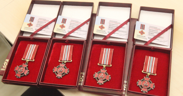 Військовослужбовцям Повітряних Сил вручили Почесні відзнаки “За заслуги перед Вінницею”