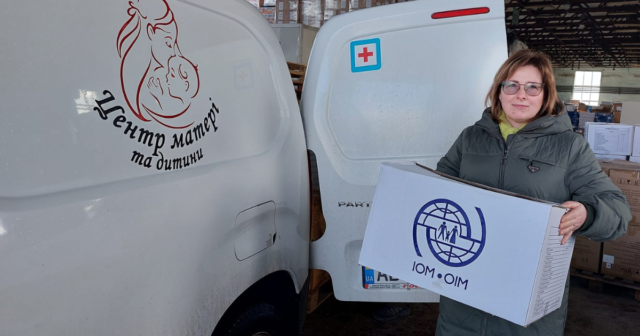 Гігієнічні набори та засоби індивідуального захисту: медзаклади Вінниччини отримали дві вантажівки гумвантажу від МОМ