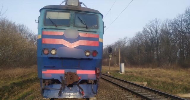 На Вінниччині розслідують загибель чоловіка під колесами пасажирського потягу