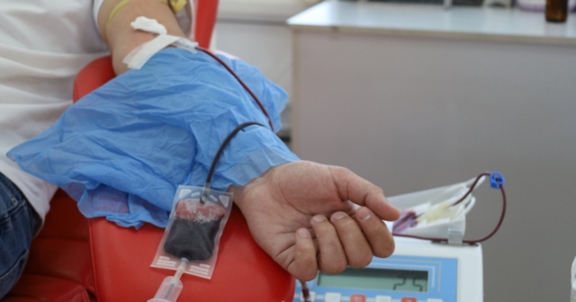 Вінницький обласний центр служби крові потребує донорів крові з негативним резус-фактором