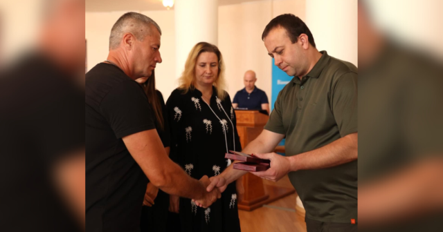 Родинам шістнадцяти загиблих захисників з Вінниччини вручили ордени «За мужність» ІІ і ІІІ ступеня