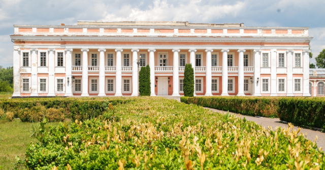«Офіс туризму Вінниці» організовує новий екскурсійний тур «Палаци Потоцьких та загадкові міста-поліси»