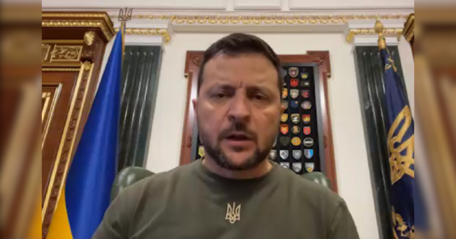 Президент України повідомив про звільнення всіх обласних військкомів
