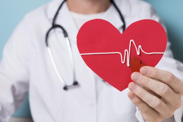 Серцево-судинні захворювання: причини виникнення та що може допомогти