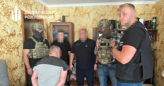 У Вінниці викрили злочинну групу, яка допомагала ухилянтам уникнути мобілізації та виїхати за кордон