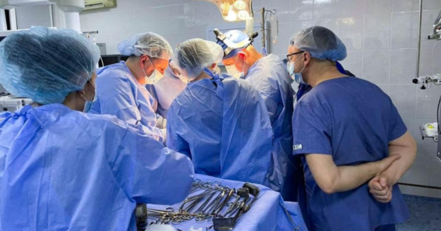 У Вінницькій лікарні імені Пирогова за одну ніч провели одразу три надскладні операції трансплантації органів