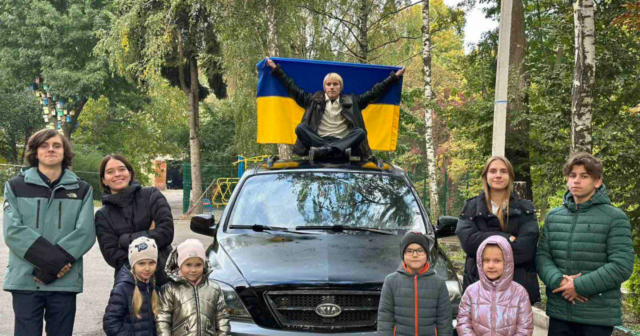 Вінницький ліцей передав на фронт позашляховик для 59-ї окремої механізованої бригади імені Якова Гандзюка