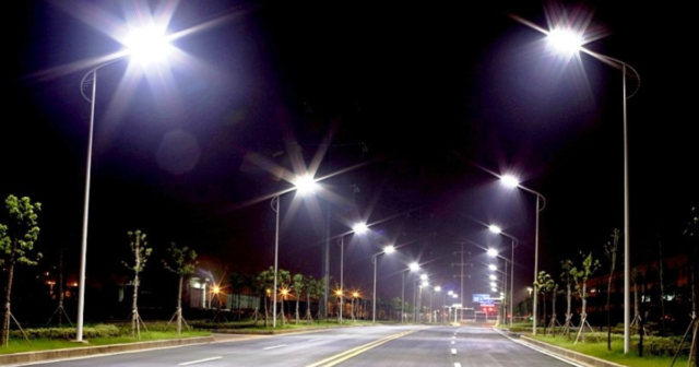 У Вінниці завершили заміну семи тисяч вуличних світильників
