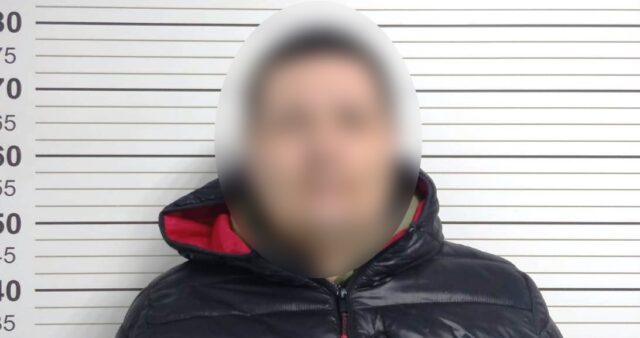 У Вінниці затримали чоловіка, який зробив по місту понад 30 “закладок” з психотропами
