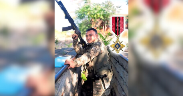 Захисника з Вінниччини Леоніда Садовніка нагородили «Золотим хрестом»