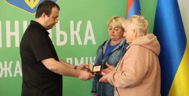 Військових з Вінниччини Олександра Микульця та Андрія Кравчука посмертно нагородили орденами «За мужність»