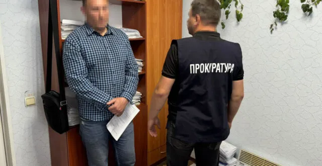 На Вінниччині держвиконавця підозрюють у вимаганні хабаря в 45 тисяч гривень