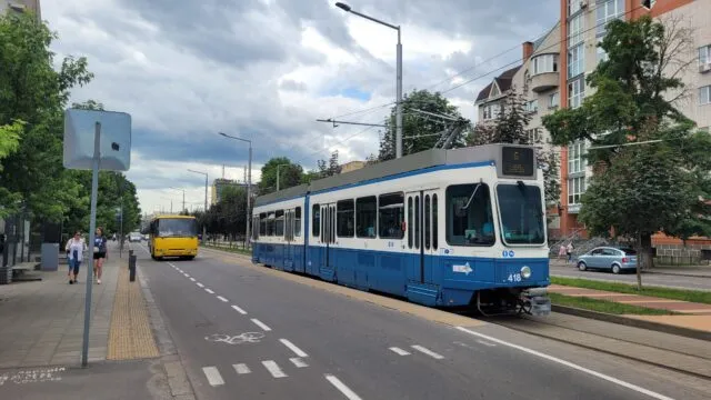 У Вінниці почали курсувати ще два «Tram 2000»