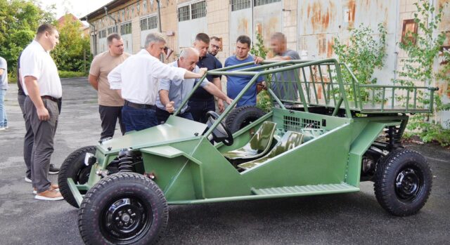 Вінниця передала ще два багі для підрозділу ГУР