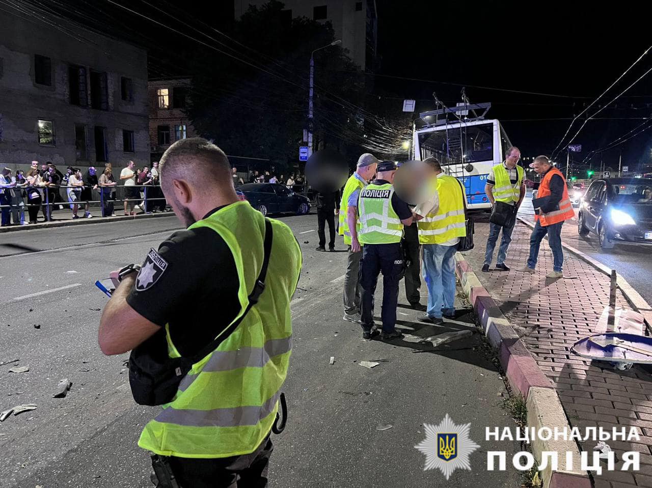 У Вінниці сталась ДТП за участю тролейбуса та чотирьох легковиків