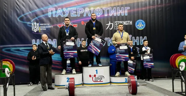 Вінницькі спортсмени здобули шість медалей на чемпіонаті України з пауерліфтингу