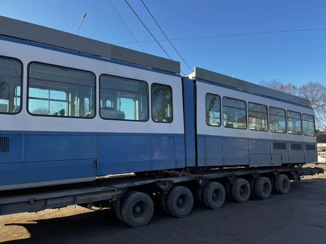 У Вінницю з Цюриху приїхали ще два вагони «Tram 2000»