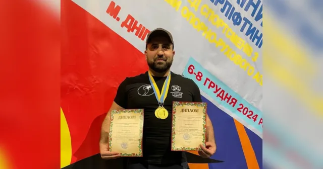 Вінничанин Армен Гарибян здобув “золото” на чемпіонаті України з пара пауерліфтингу