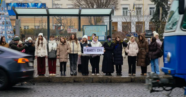 У Вінниці у День Соборності створили “Живий ланцюг єднання”. ФОТОРЕПОРТАЖ