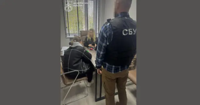 опис test-image