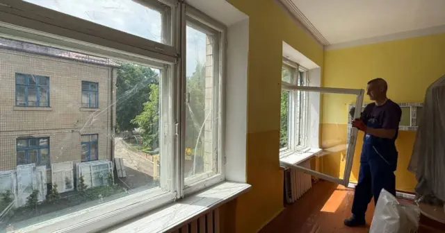 опис test-image