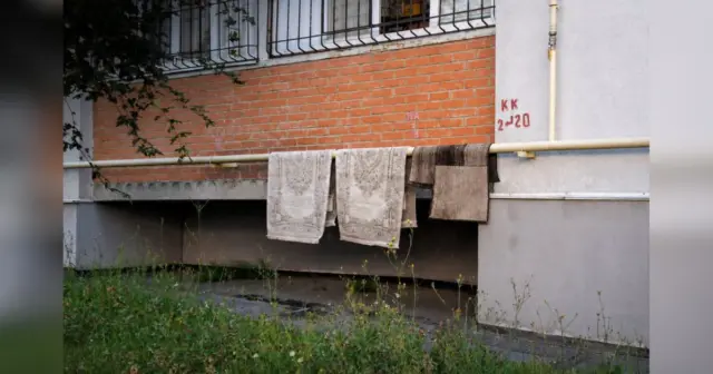 опис test-image