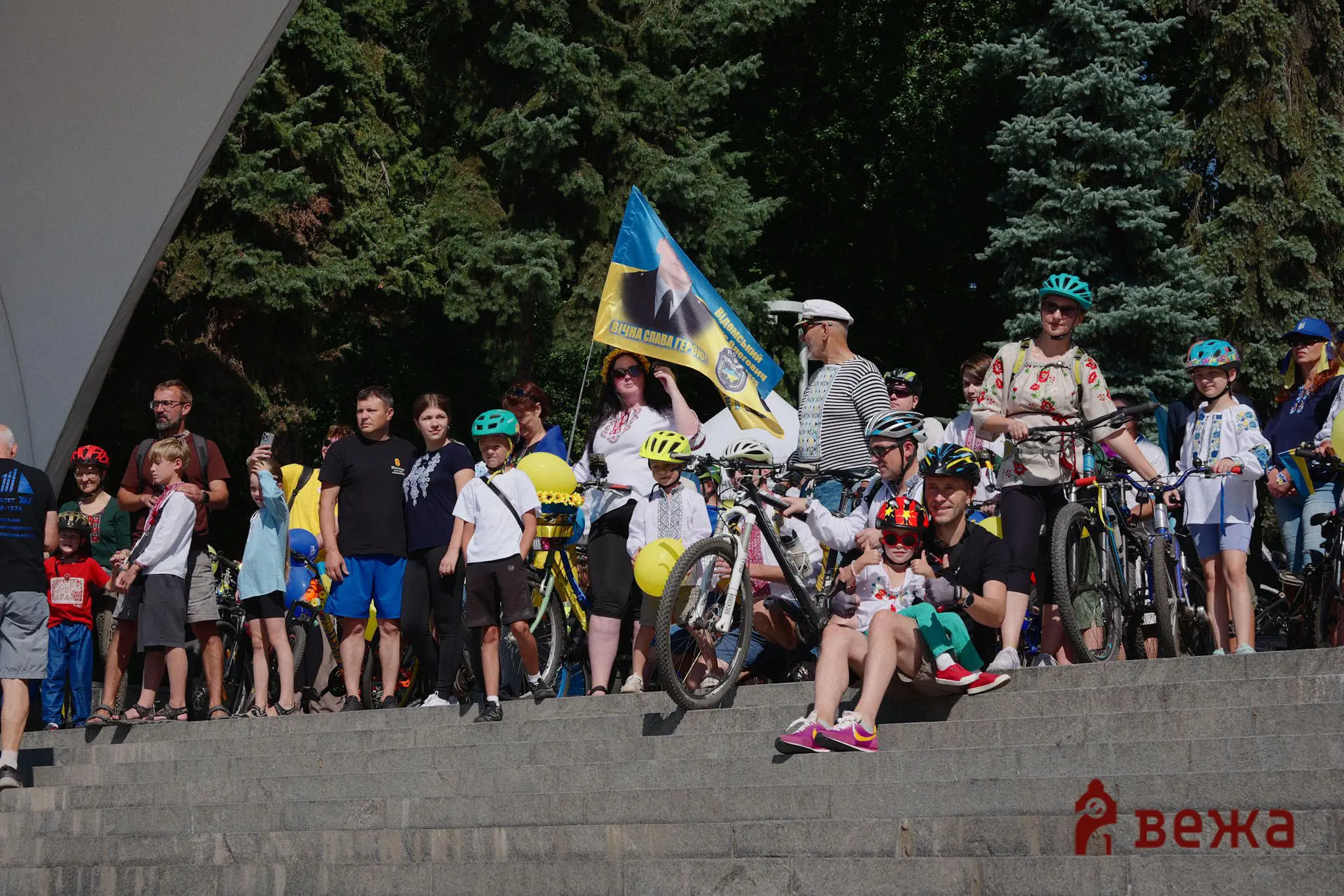 Особисте: У Вінниці відбувся велопарад у вишиванках. ФОТОРЕПОРТАЖ