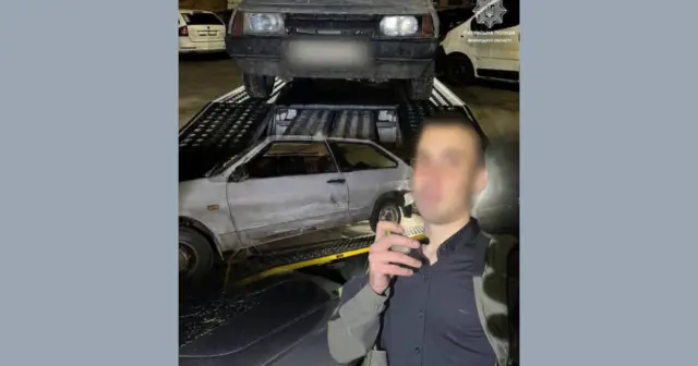 опис test-image
