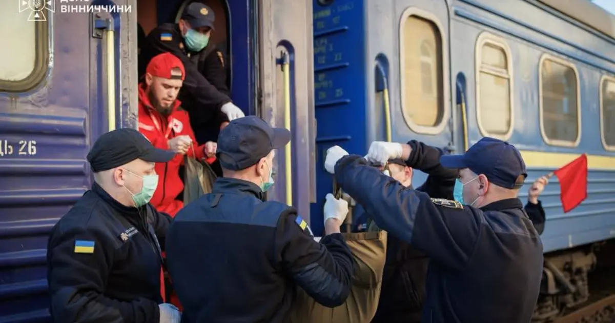 До Вінниці прибув евакуаційний потяг із Харківщини: місто прийняло 10 людей