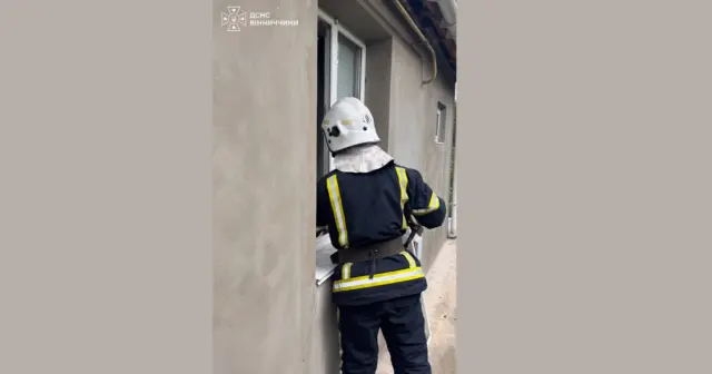 опис test-image