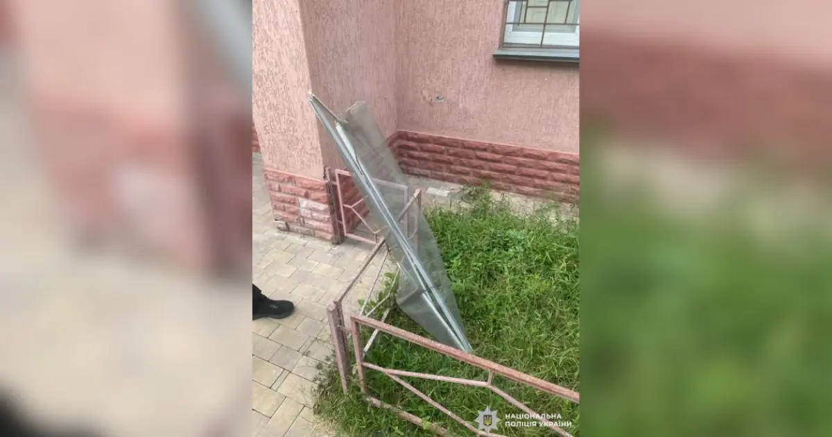 Випала з вікна дев’ятого поверху: поліція Вінниччини розслідує загибель 8-річної дівчинки