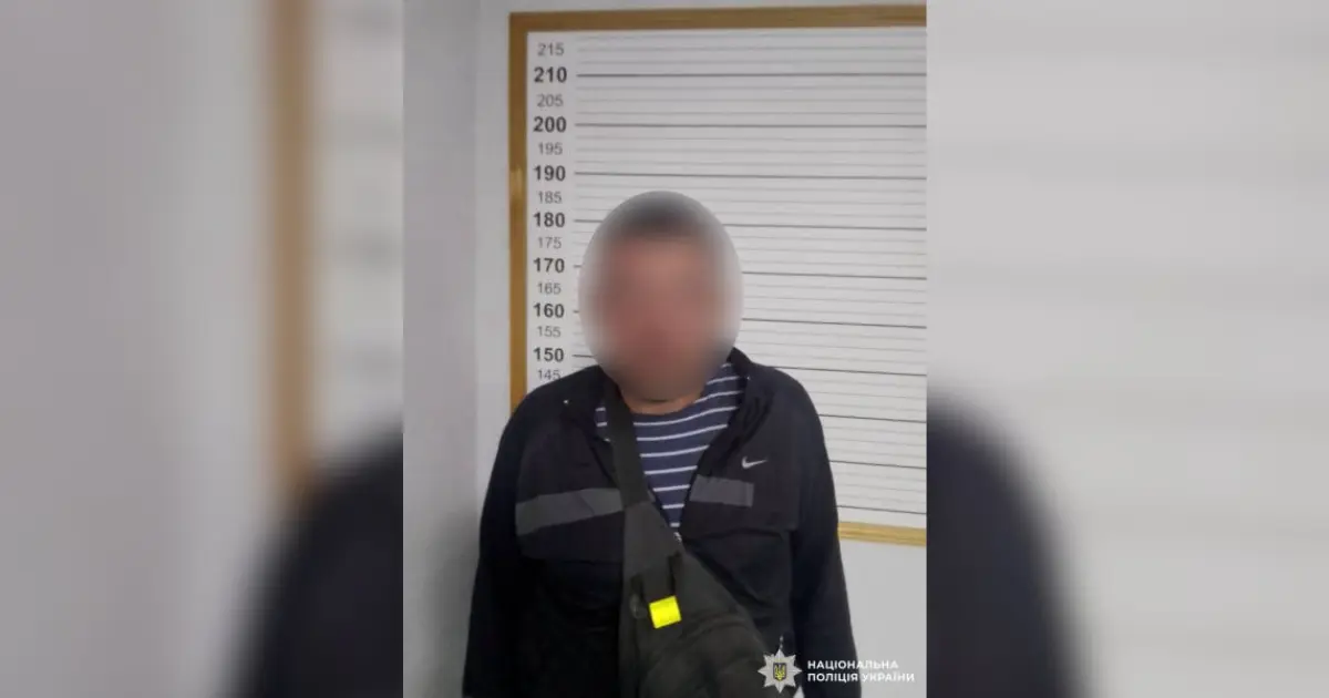 У Вінниці затримали чоловіка, який силоміць відібрав самокат у дитини