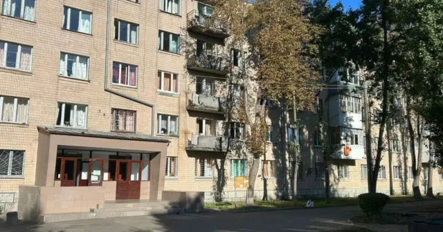 опис test-image