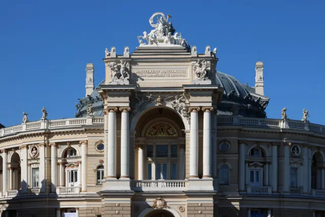 опис test-image