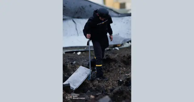 опис test-image