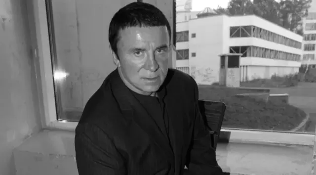 опис test-image