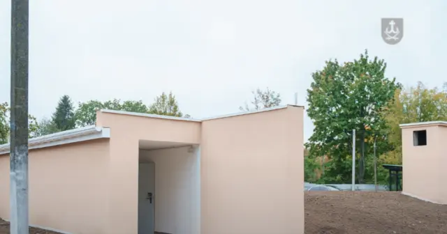 опис test-image
