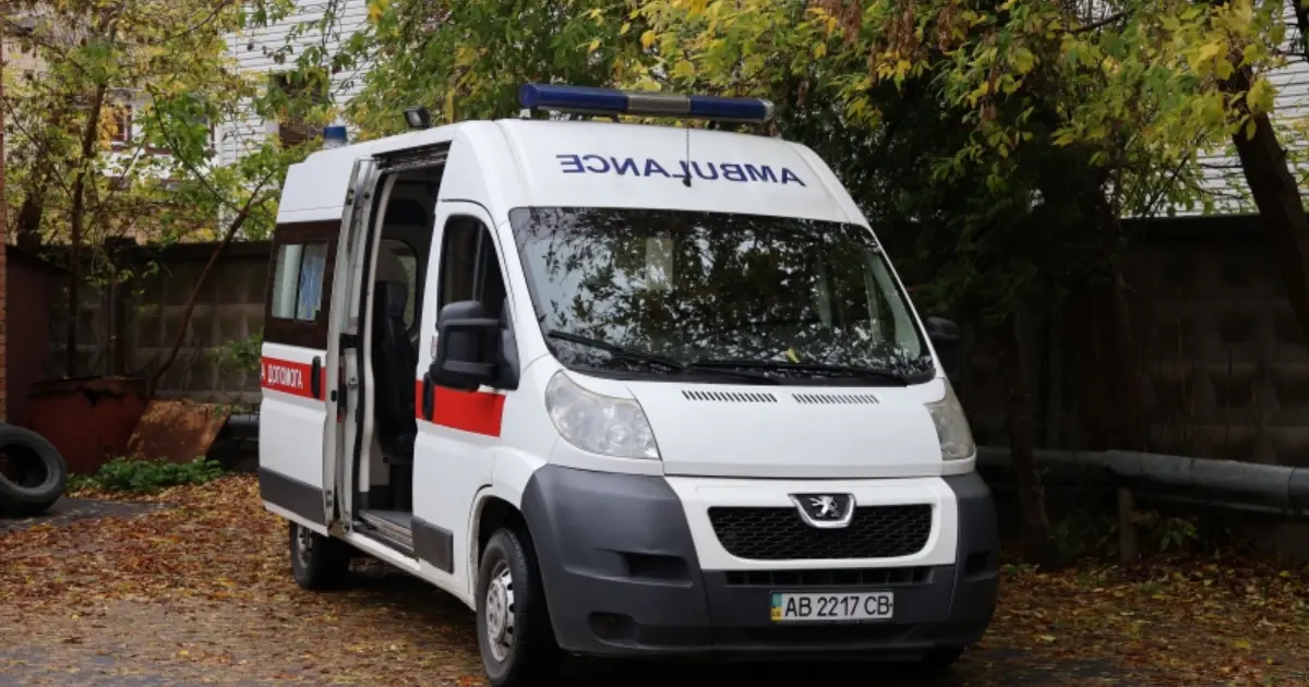 Бійцям 122-ї бригади тероборони передали автомобіль для медичної евакуації